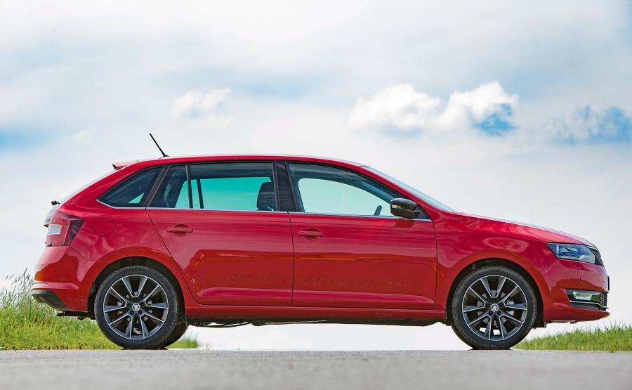  Skoda Rapid Spaceback 2017 года  (WW) (фото 10 из 41)